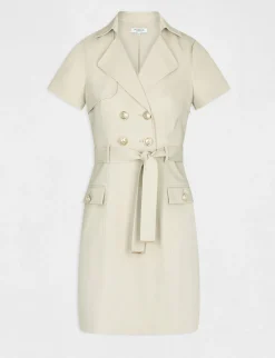 Robes><noscript><img width=
