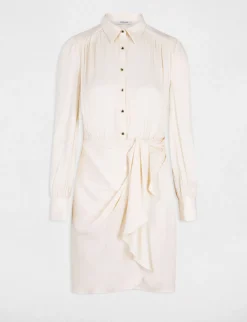 Robes><noscript><img width=
