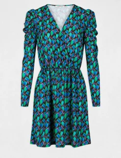Robes><noscript><img width=