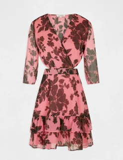 Robes><noscript><img width=