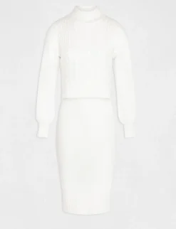Robes><noscript><img width=