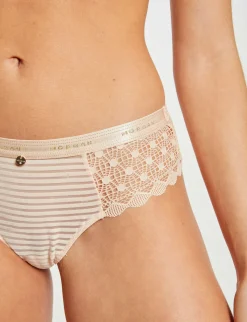Lingerie><noscript><img width=